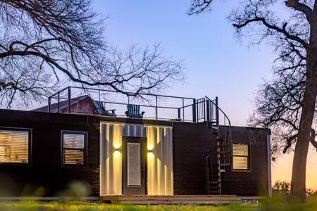 Hot Tub! The Blue Ridge Luxury Container Home Bellmead Dış mekan fotoğraf